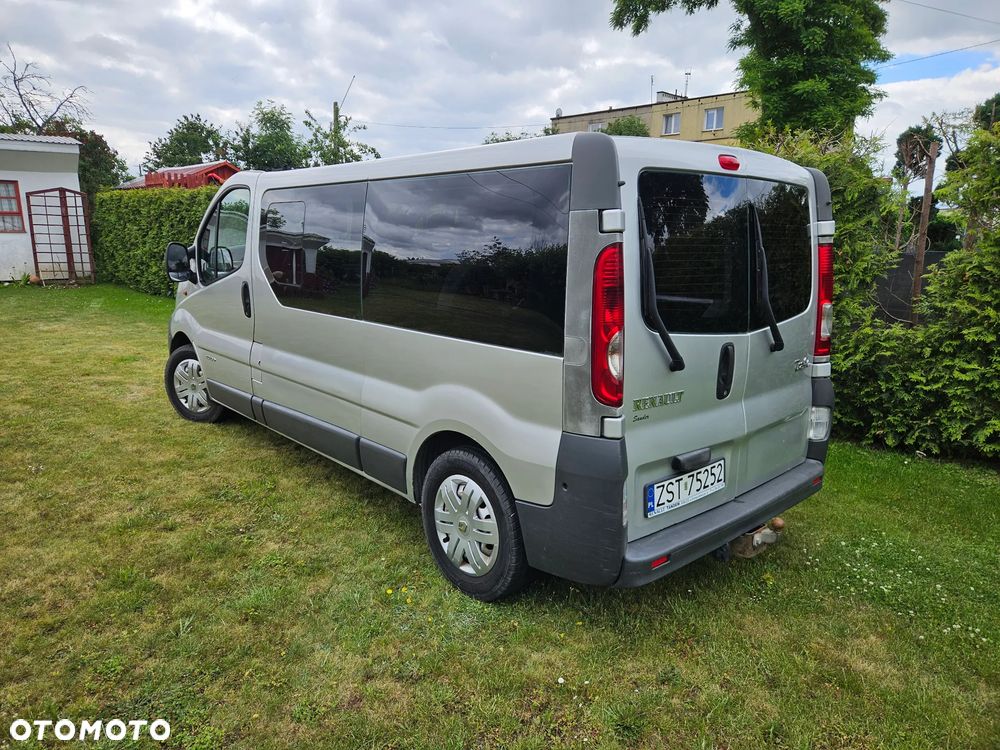Renault Trafic - 1