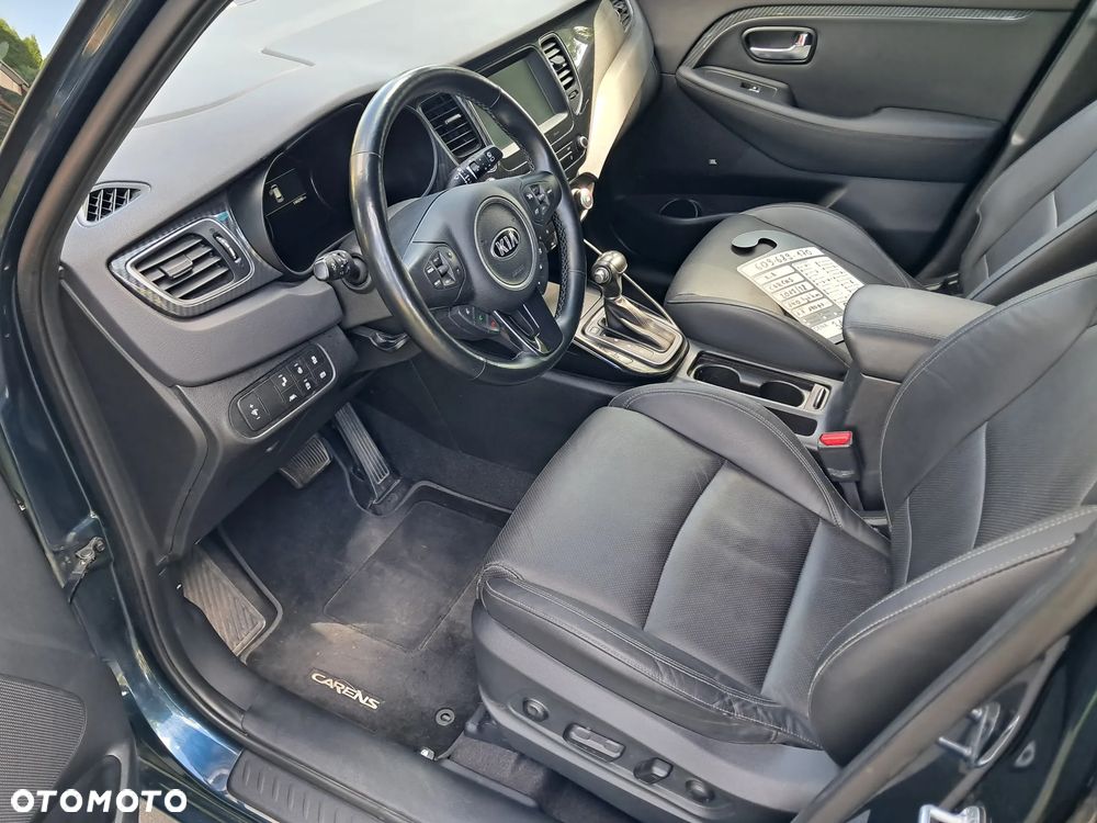 Kia Carens 1.7 CRDi Business Line 7os 7DCT - 15