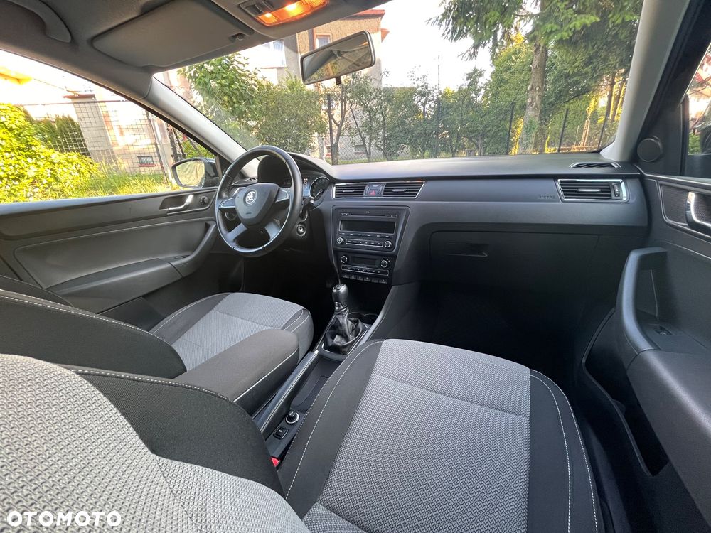 Skoda RAPID 1.2 TSI Elegance - 24