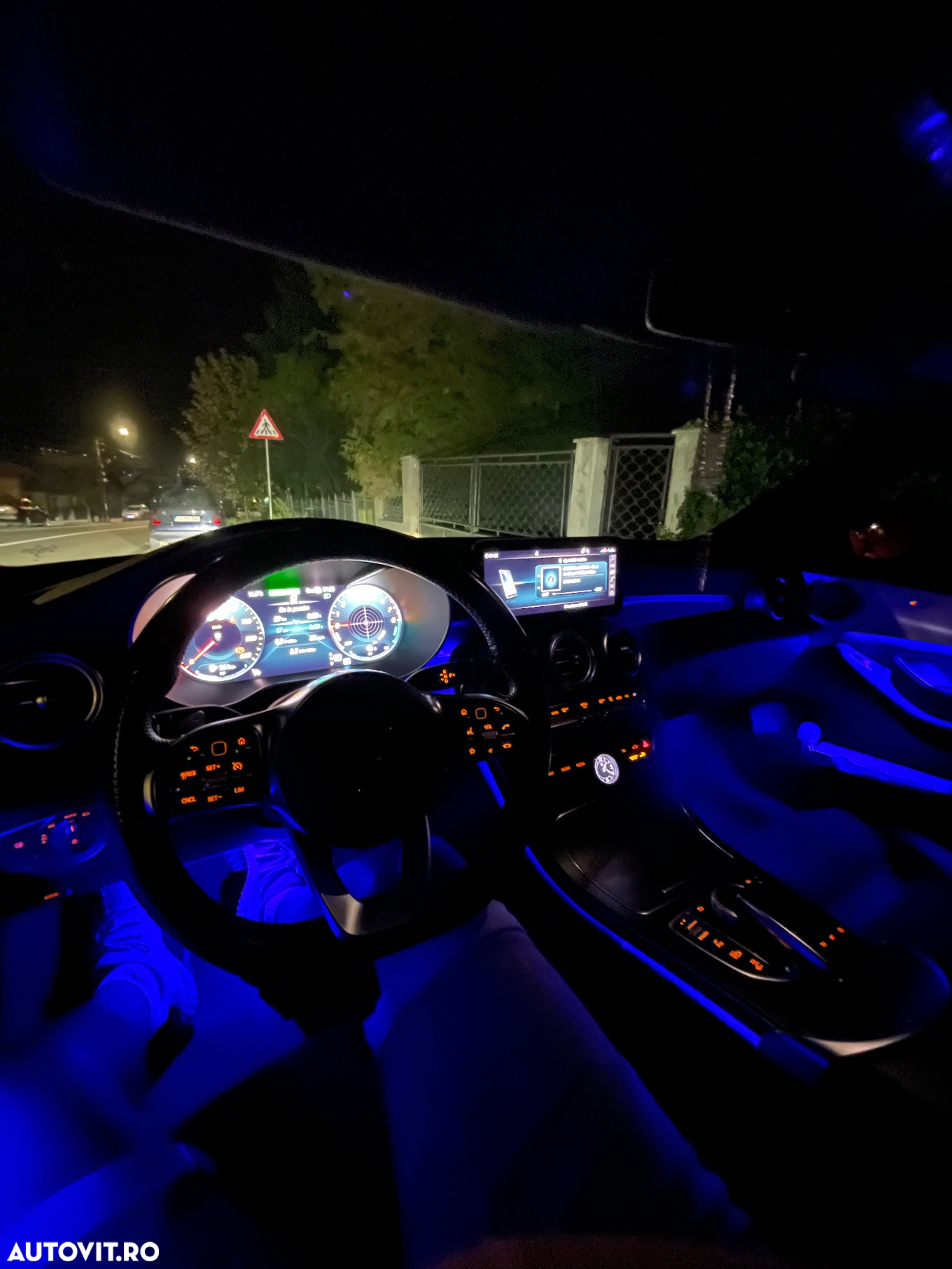 Mercedes-Benz C 300 e 4MATIC Aut. - 36