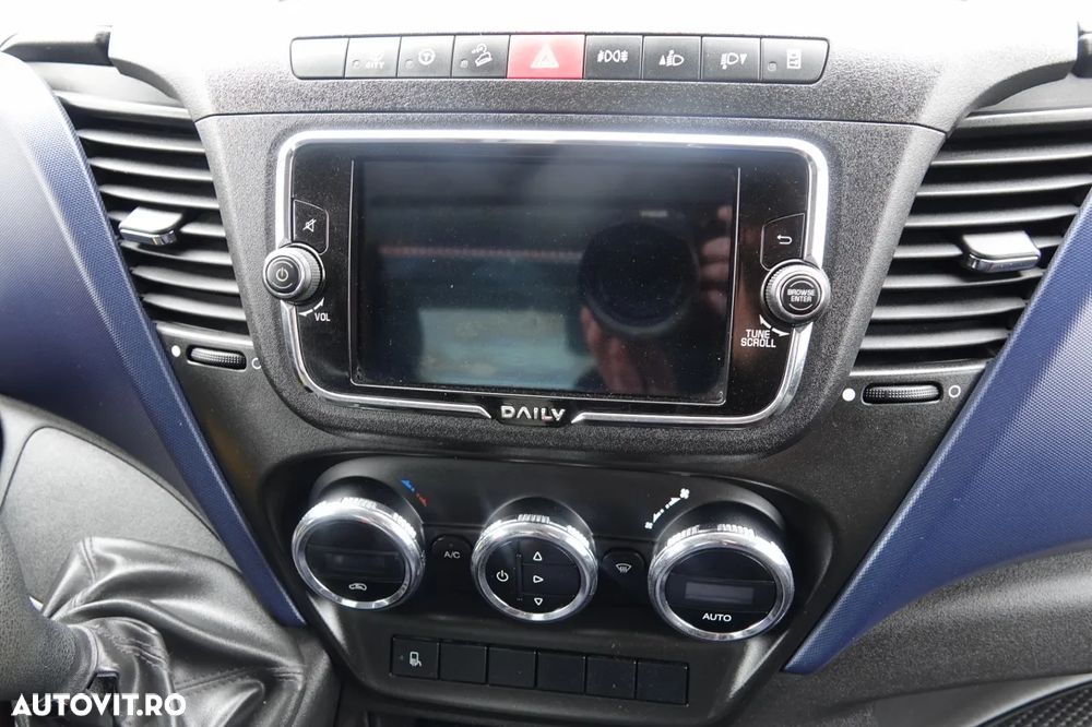 Iveco DAILY 35-180 / REAR TIPPER / HI-MATIC / TWIN / IMPORTED - 32