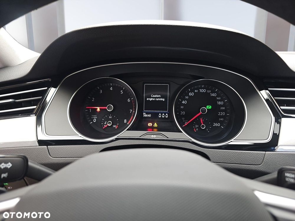 Volkswagen Passat Variant 1.5 TSI EVO Business DSG - 16