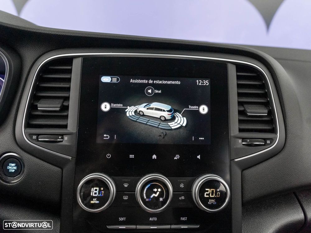 Renault Mégane Sport Tourer 1.6 E-Tech Plug-In Zen - 33