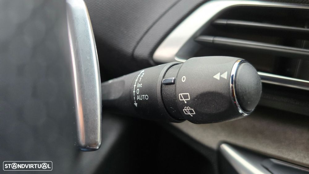 Peugeot 5008 1.5 BlueHDi GT EAT8 - 17