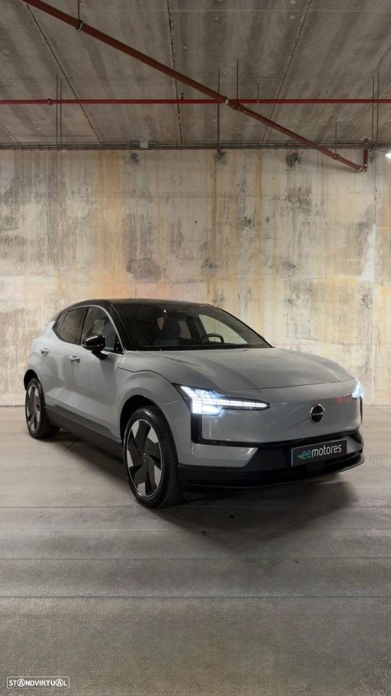 Volvo EX30 69 kWh Single Motor Extended Range Plus - 2