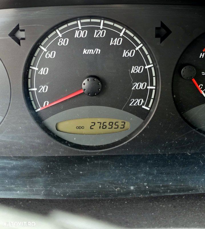 SsangYong Kyron 200 Xdi 4x4 Automatik - 4