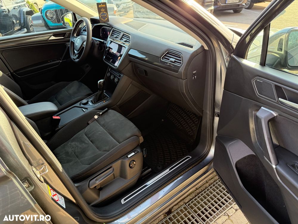 Volkswagen Tiguan 2.0 TDI SCR 4MOTION DSG Highline - 16