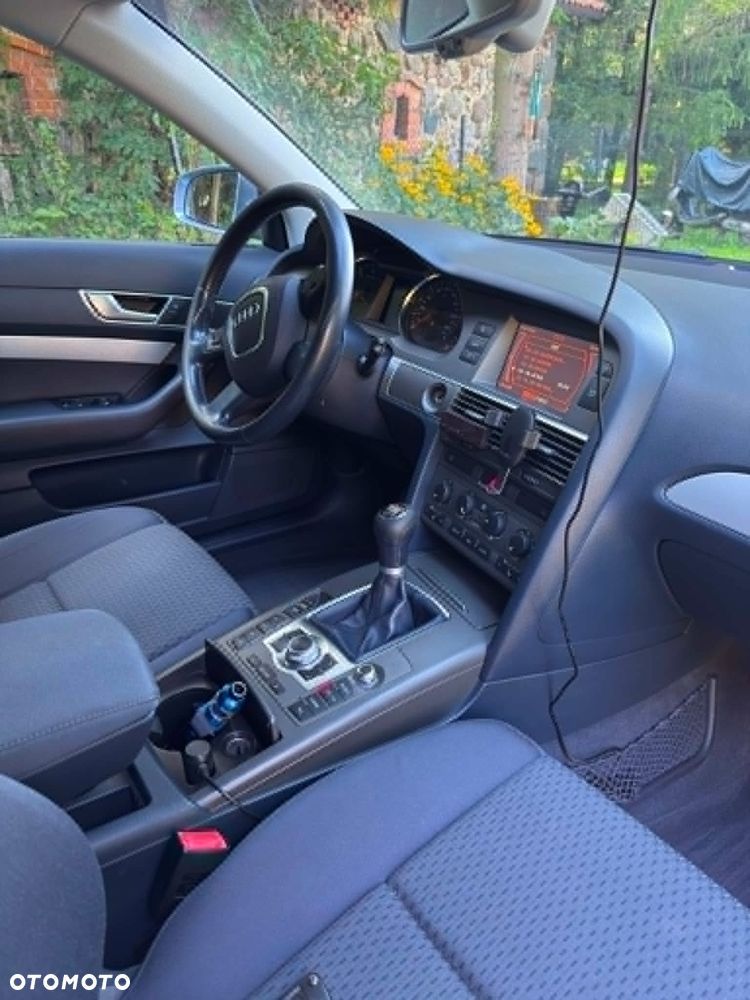 Audi A6 Avant 2.7 TDI - 1