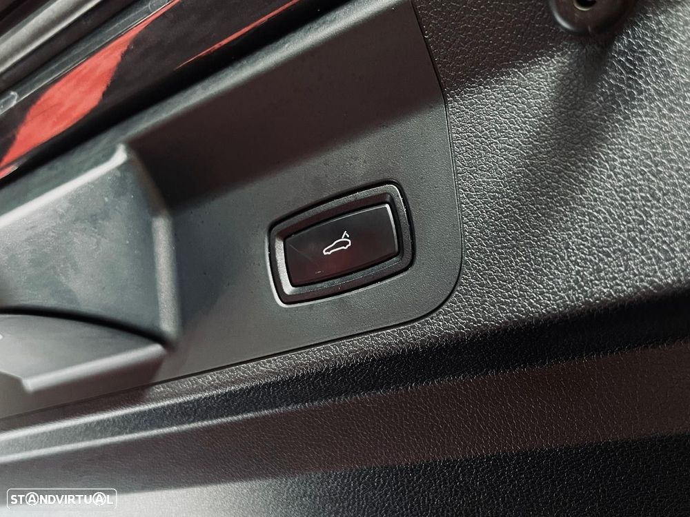 Porsche Panamera 4 S - 45