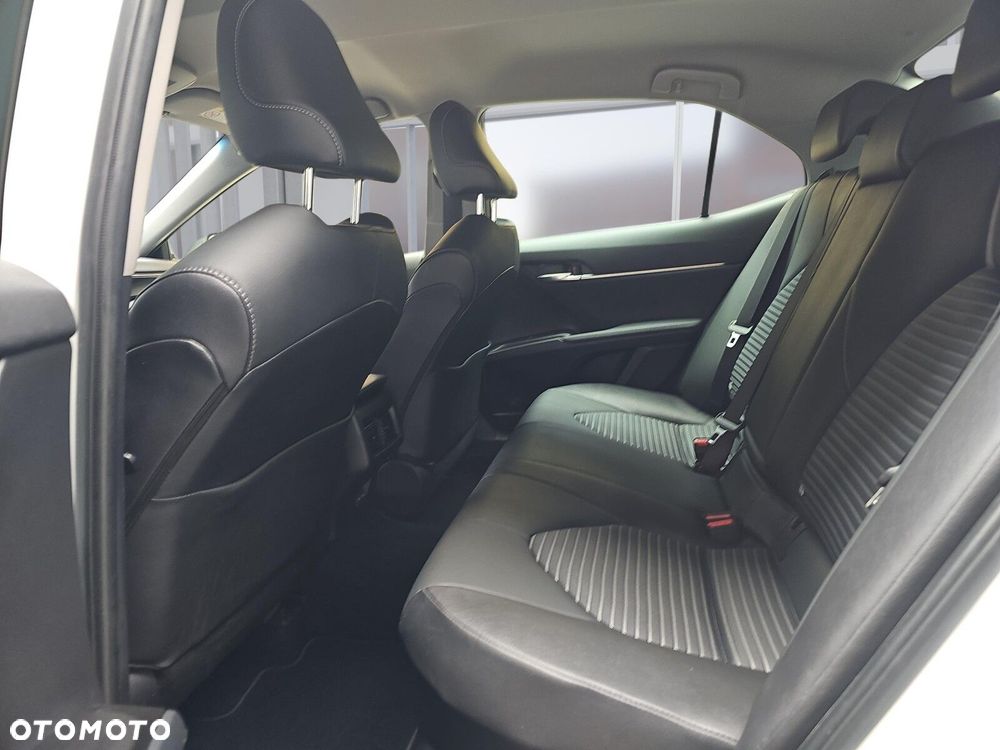 Toyota Camry 2.5 Hybrid Prestige CVT - 10