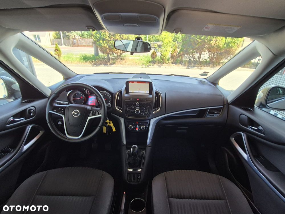 Opel Zafira Tourer 1.4 Turbo Business Innovation - 32