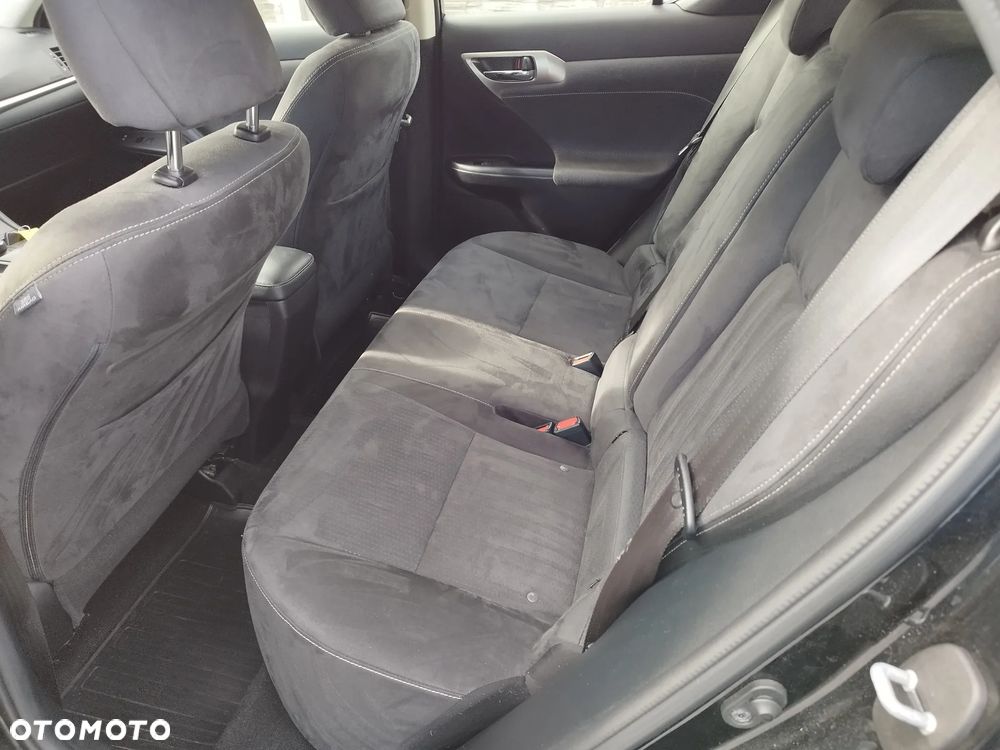 Lexus CT - 6