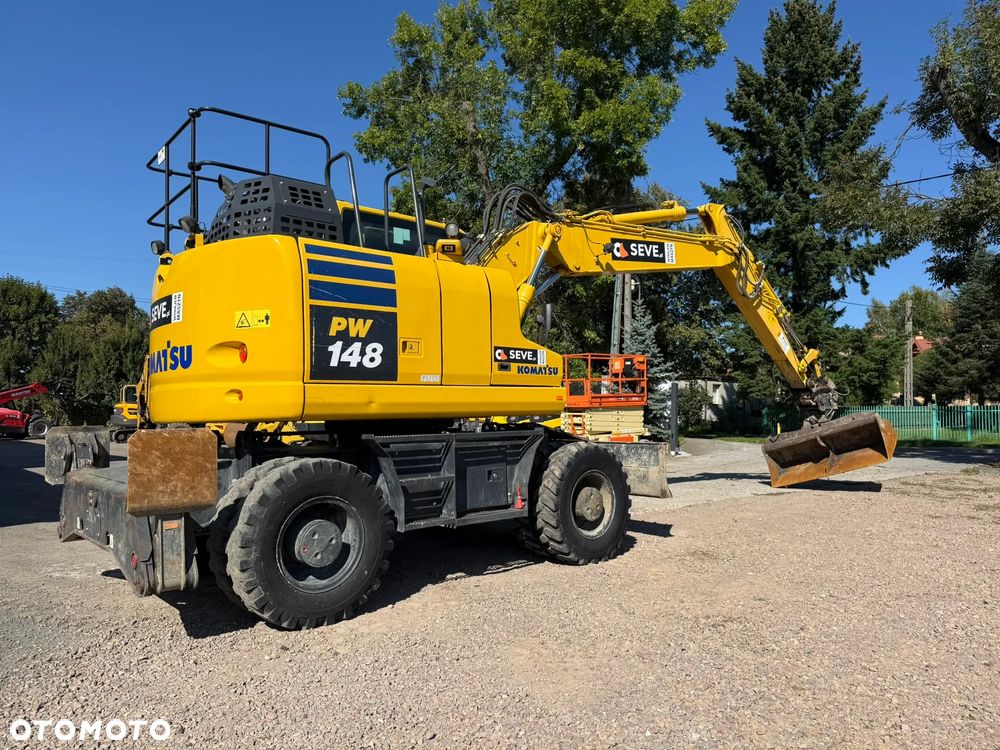 Komatsu PW 148 -11 - 5