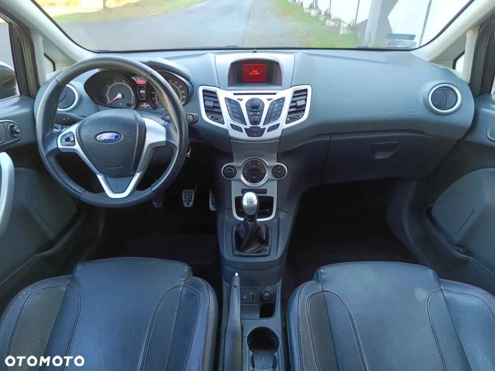 Ford Fiesta 1.6 Sport - 5