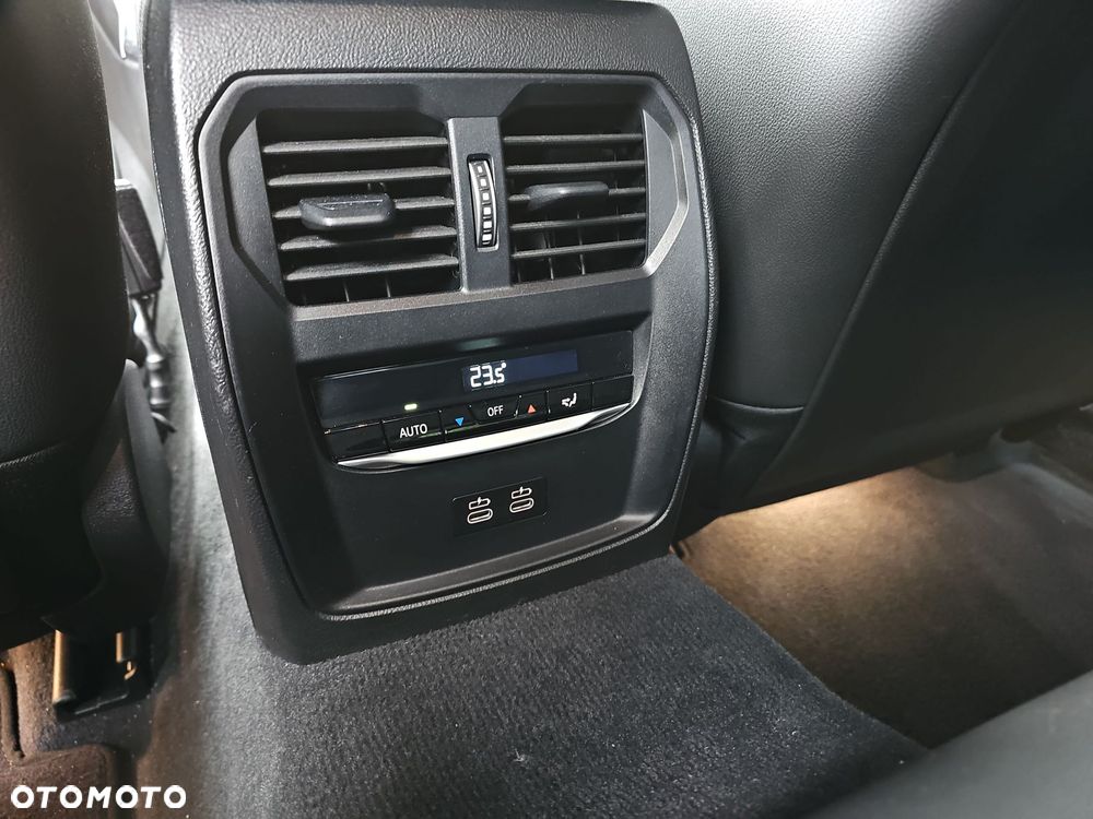 BMW Seria 3 - 27