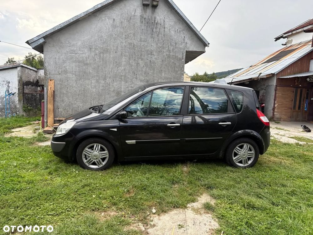 Renault Scenic - 8
