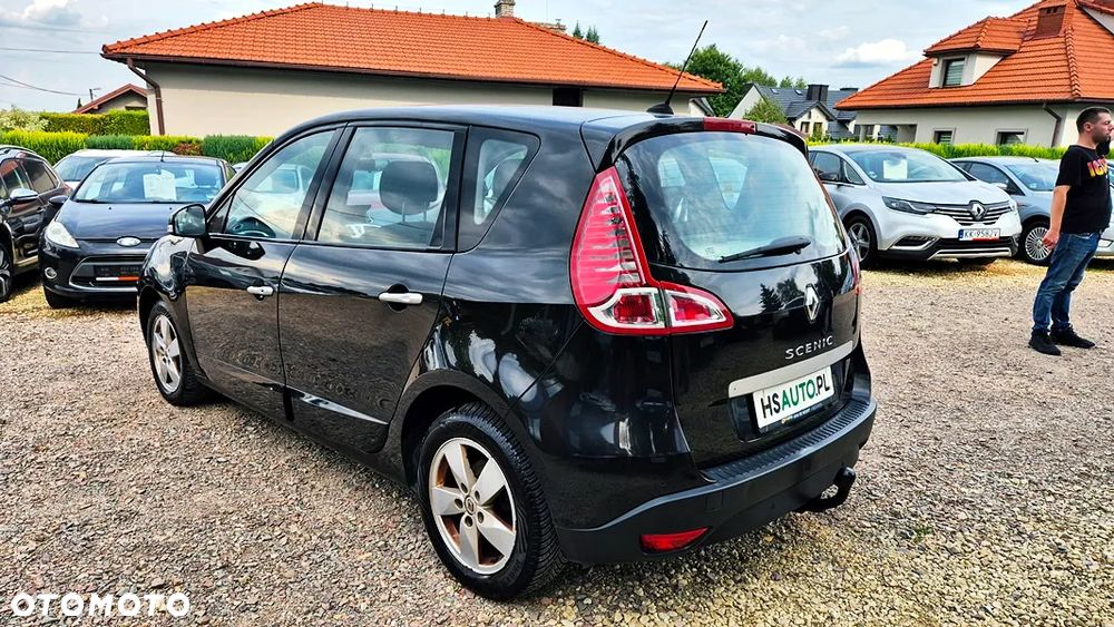 Renault Scenic 1.6 16V Luxe Privilege - 19