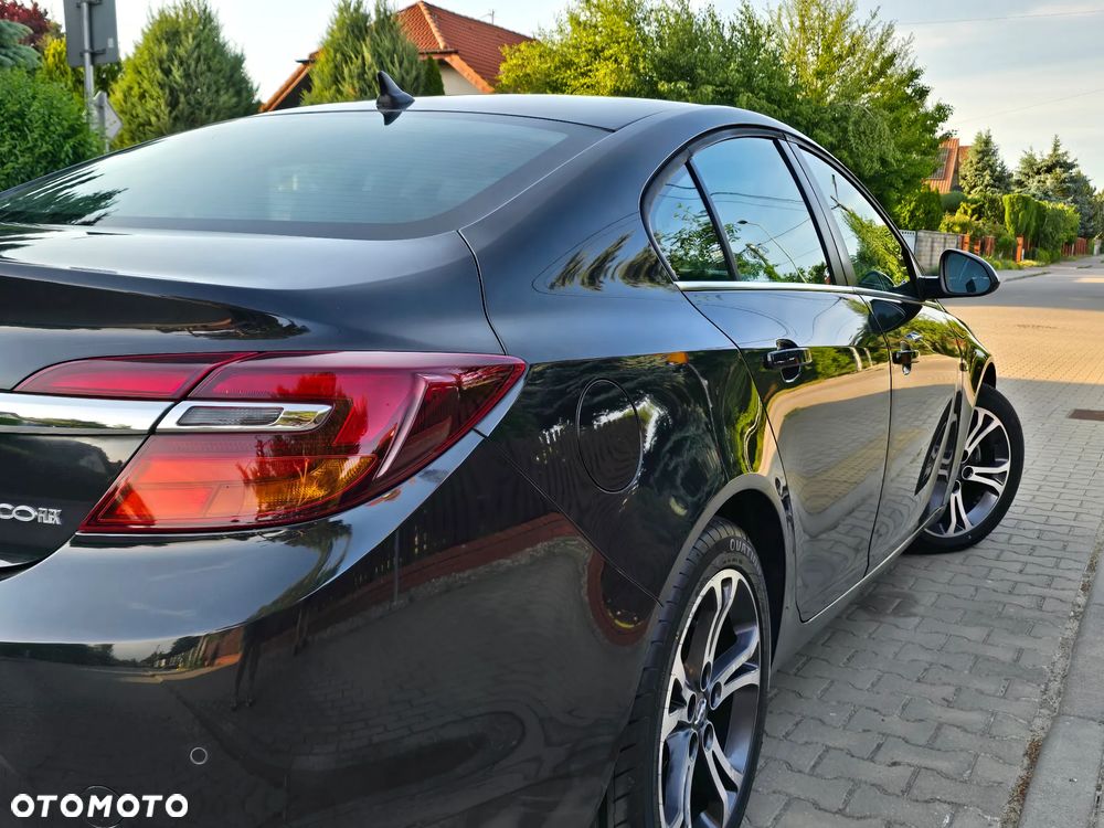 Opel Insignia - 16