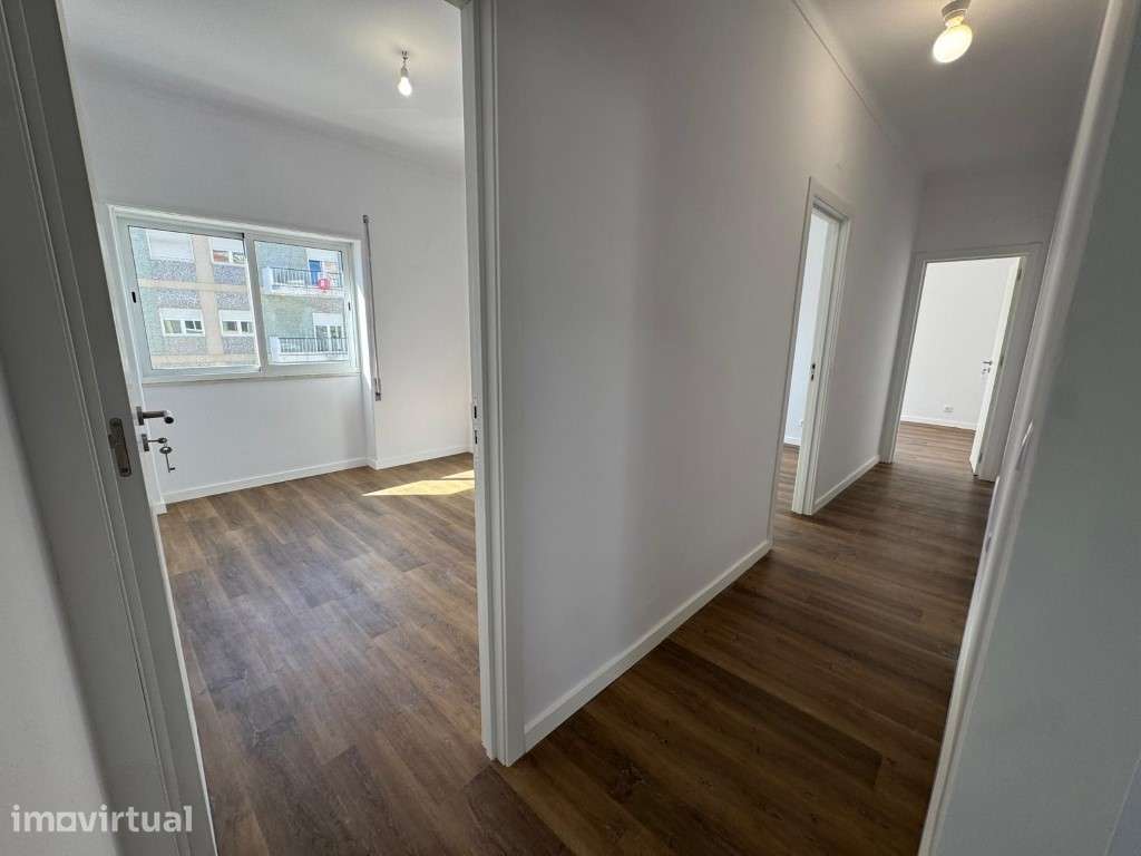 Apartamento T3 com 92 m² de área bruta, Barreiro - Grande imagem: 5/24