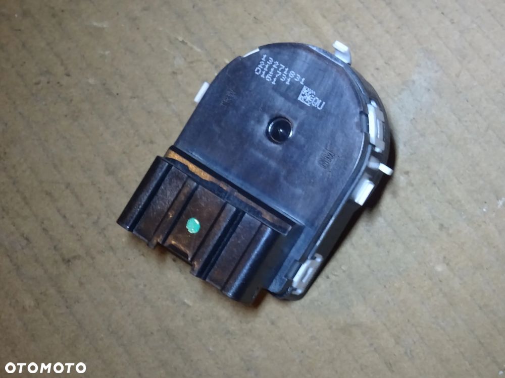 PANEL PRZEŁĄCZNIK REGULACJI STEROWANIA LUSTEREK OPEL ASTRA J ZAFIRA C INSIGNIA MERIVA CASCADA MOKKA - 4
