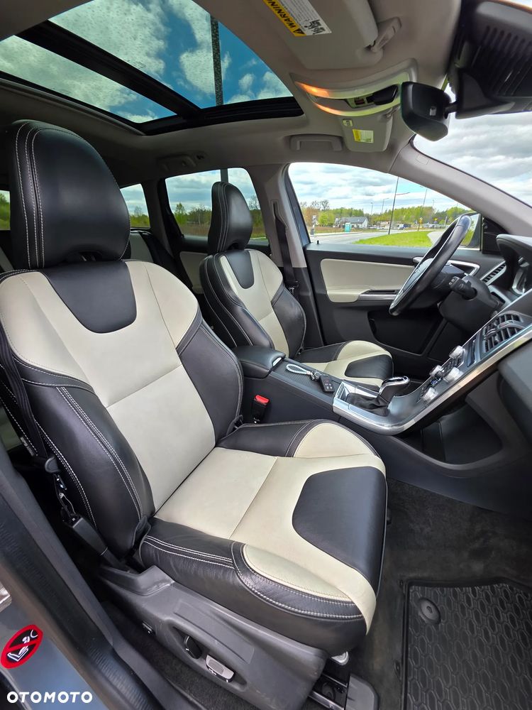 Volvo XC 60 - 33