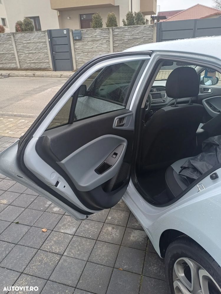 Hyundai i20 1.0 T-GDI 7DCT LED Line TwoTone - 20