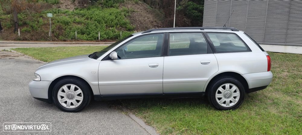Audi A4 Avant 1.9 TDI Attraction - 8