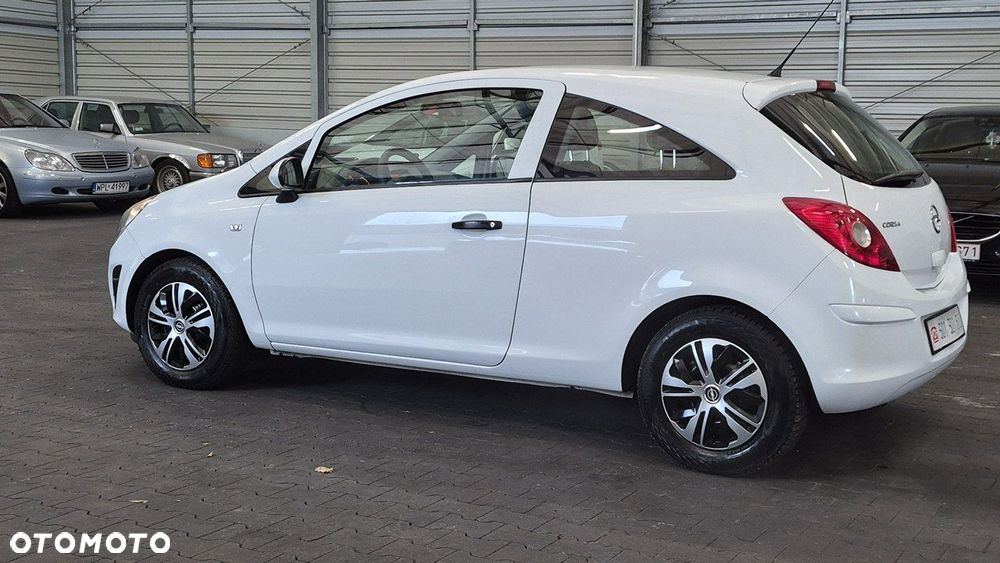 Opel Corsa - 4