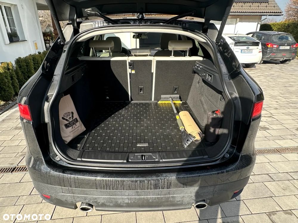 Jaguar F-Pace 3.0 TDV6 AWD Prestige - 11