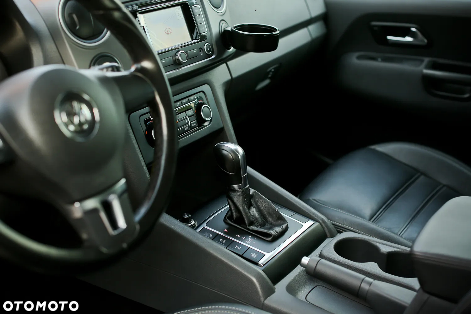 Volkswagen Amarok 2.0 BiTDI 4MOTION Autm Highline - 26