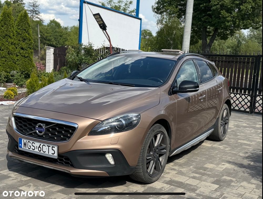 Volvo V40 D4 Drive-E R-Design Summum - 2