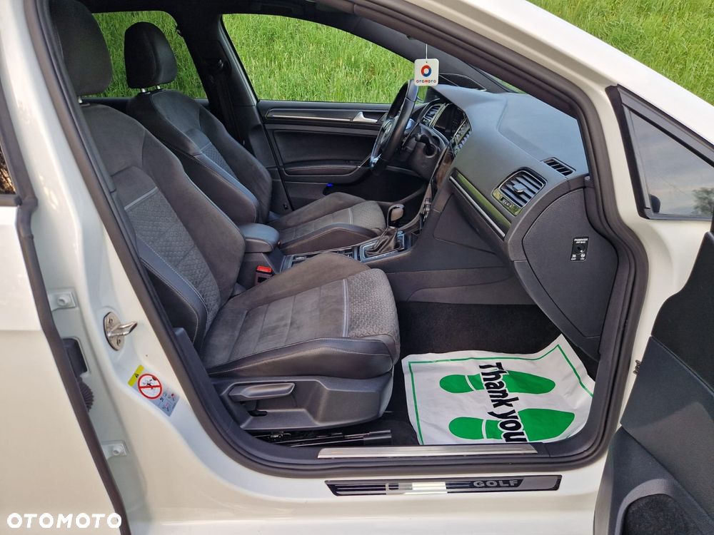 Volkswagen Golf - 13