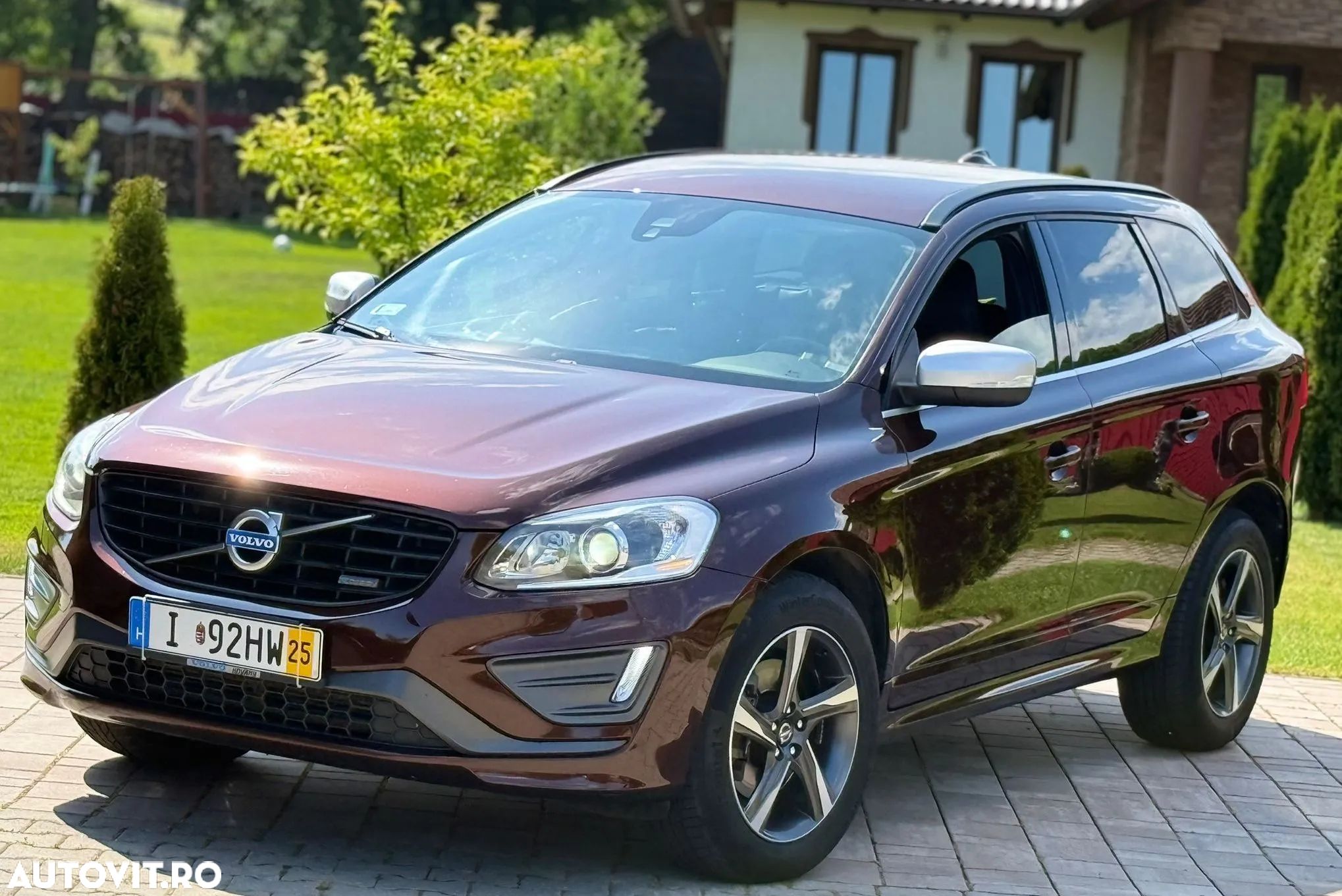 Volvo XC 60 D4 AWD Geartronic RDesign - 1