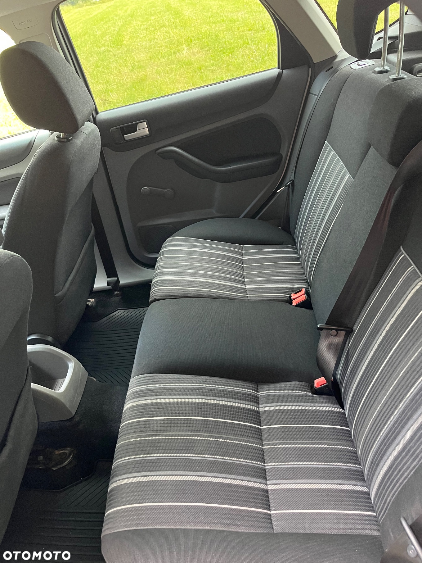 Ford Focus 1.6 TDCi Ghia - 12