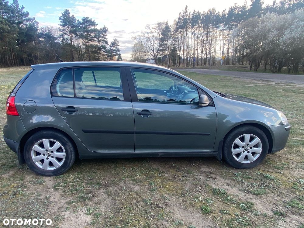 Volkswagen Golf - 3