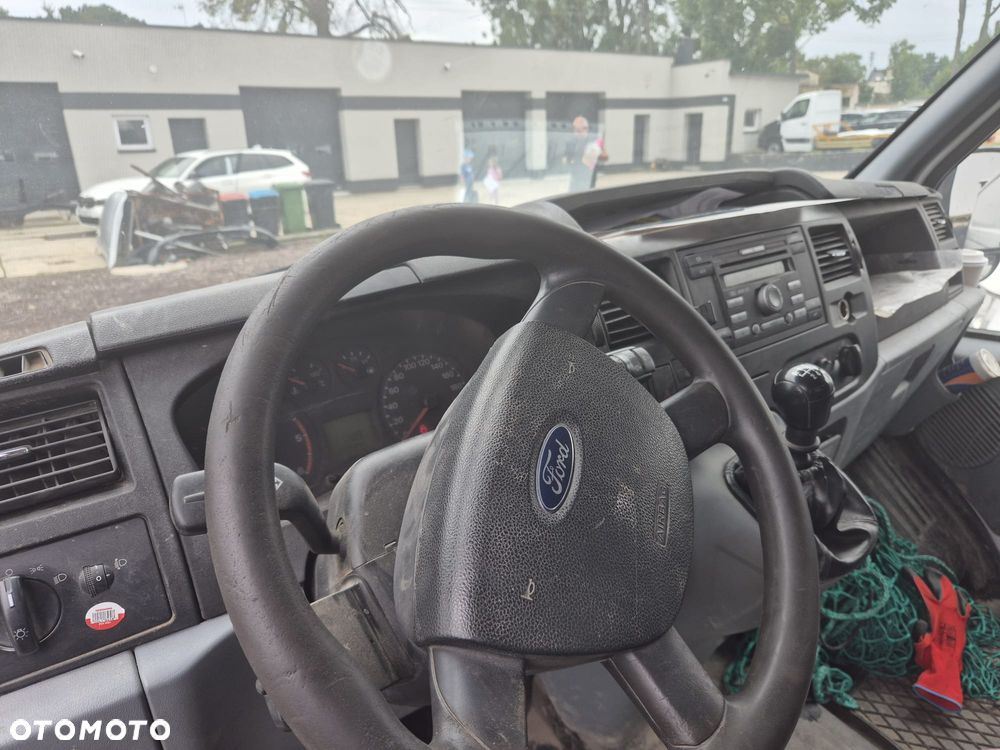 Ford Transit - 7