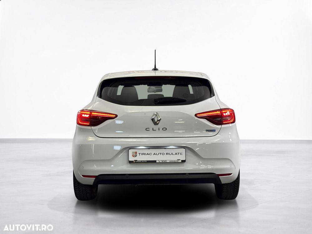 Renault Clio - 5