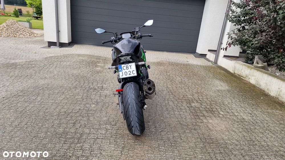 Kawasaki H2 - 8