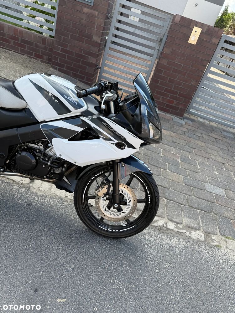 Honda CBR - 18