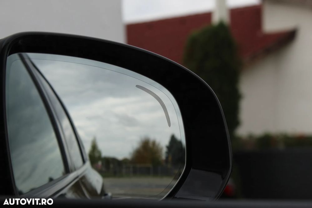 Volvo XC 60 - 36