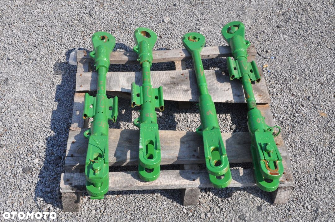 WIESZAK John Deere - 3