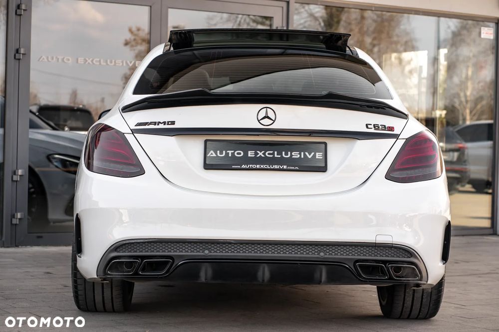 Mercedes-Benz Klasa C AMG 63 S AMG Speedshift 7G-MCT - 23