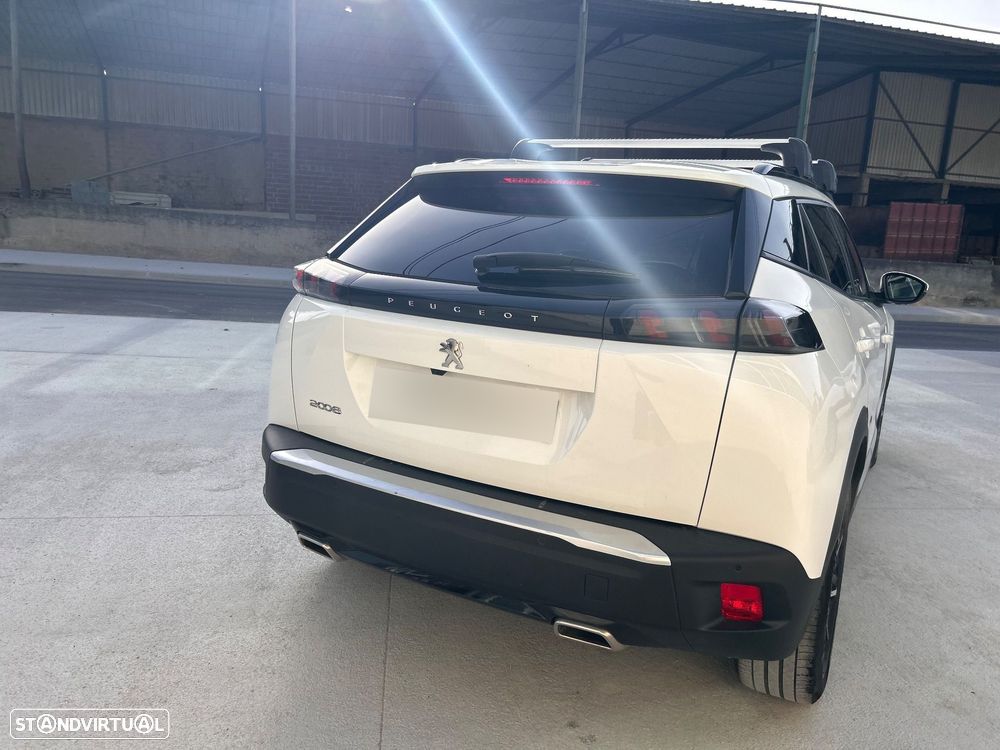 Peugeot 2008 1.2 PureTech Allure Pack - 6
