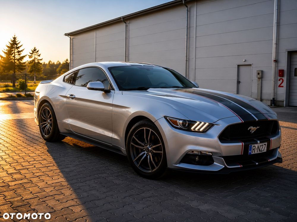 Ford Mustang - 18