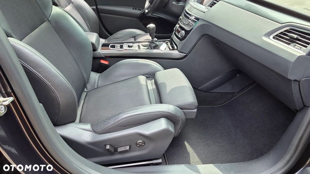 Peugeot 508 HDi FAP 140 Allure - 33