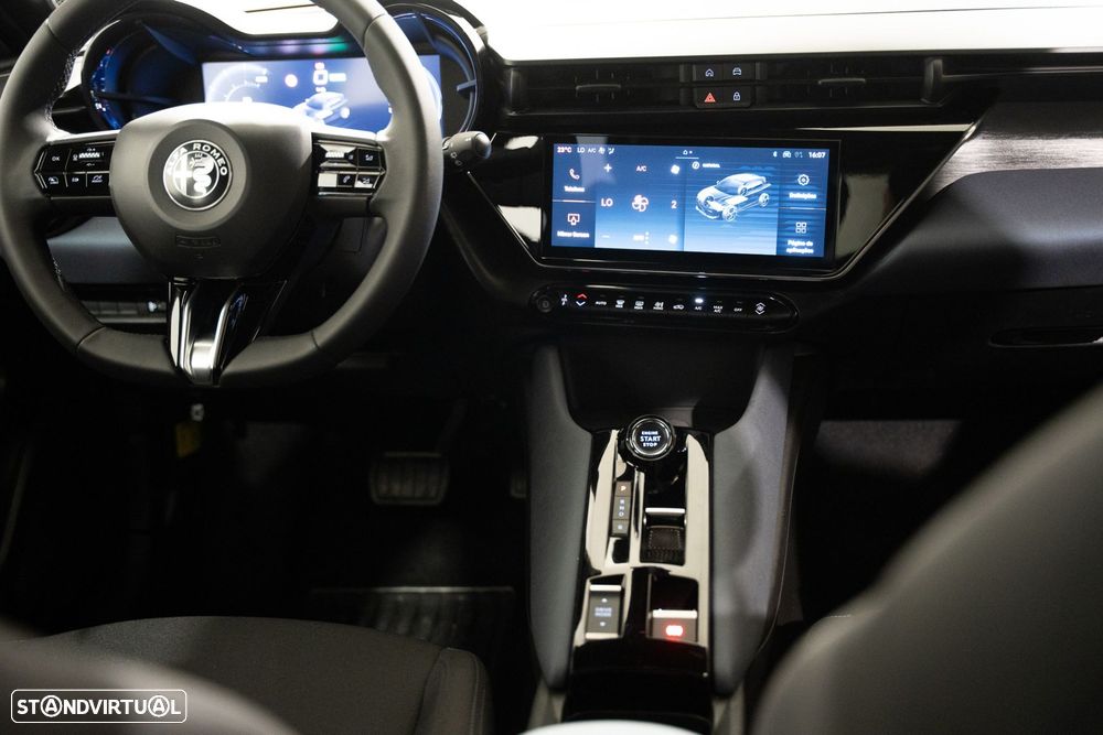 Alfa Romeo Junior 54 kWh Intensa - 12