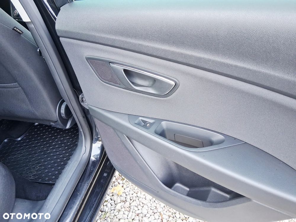 Seat Leon 1.6 TDI ECOMOTIVE Reference S&S - 19