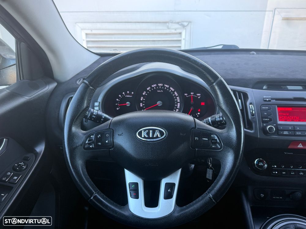 Kia Sportage 1.7 CRDi ISG LX - 19