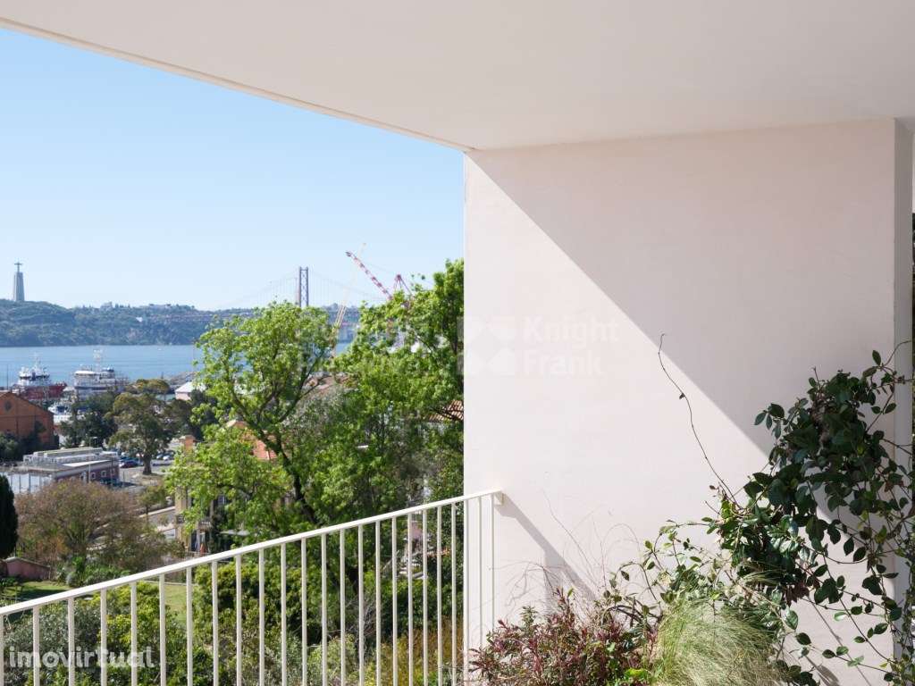 Para venda, apartamento T5 duplex com terraços em Santos, Lisboa - Grande imagem: 2/35