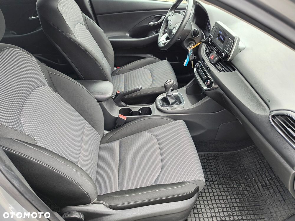 Hyundai i30 - 13